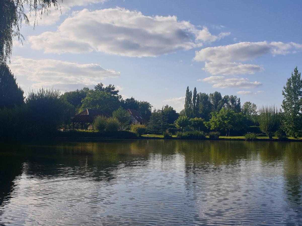 Moulin Du Soustre Panzió Cavagnac Kültér fotó