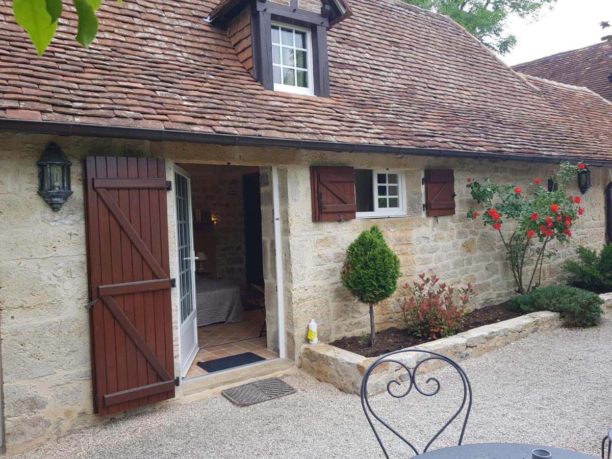 Moulin Du Soustre Panzió Cavagnac Kültér fotó