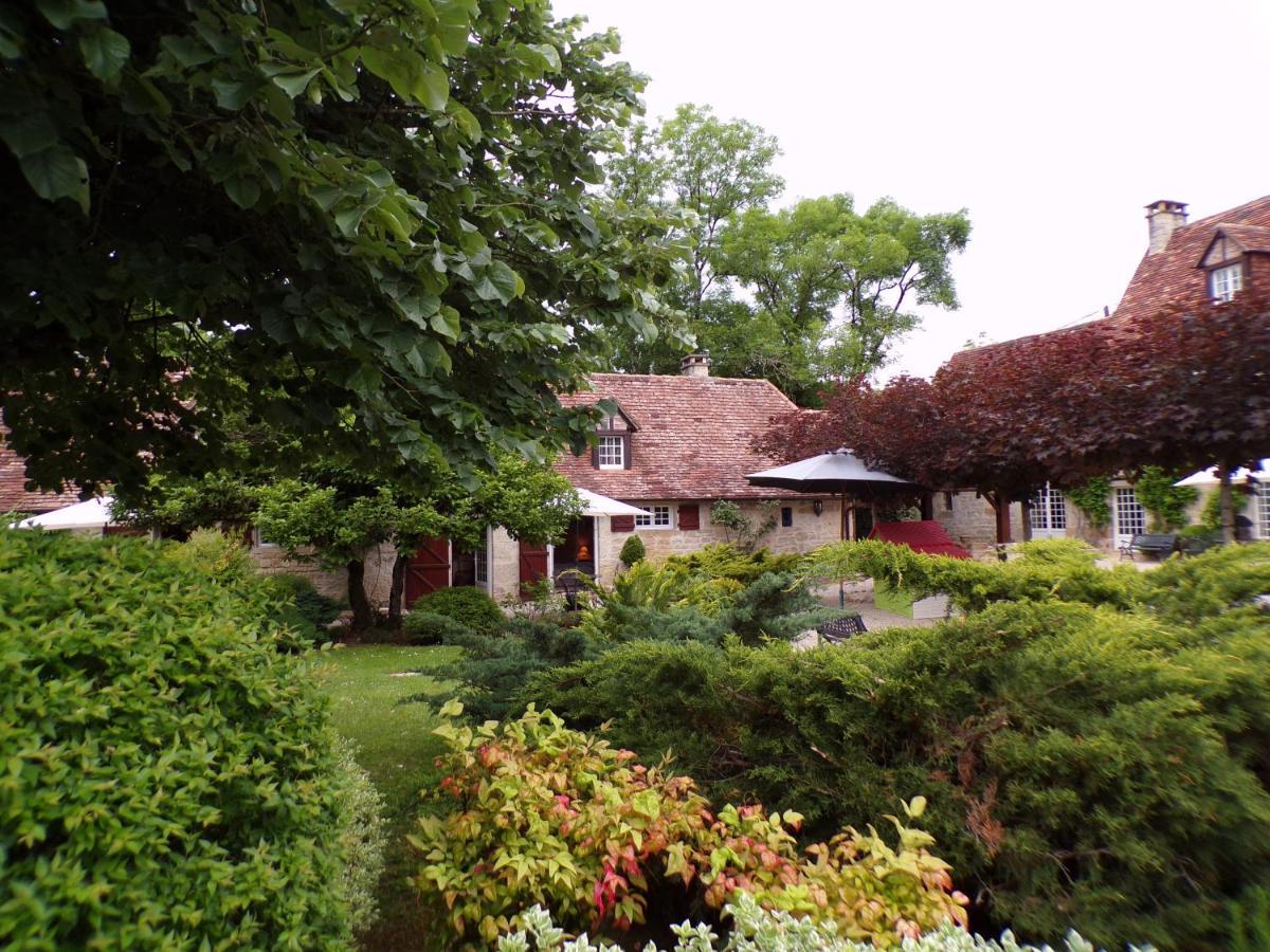 Moulin Du Soustre Panzió Cavagnac Kültér fotó