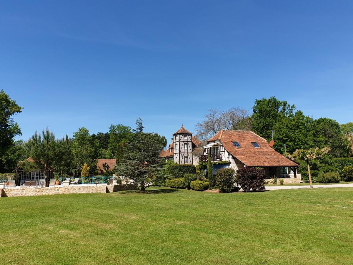 Moulin Du Soustre Panzió Cavagnac Kültér fotó