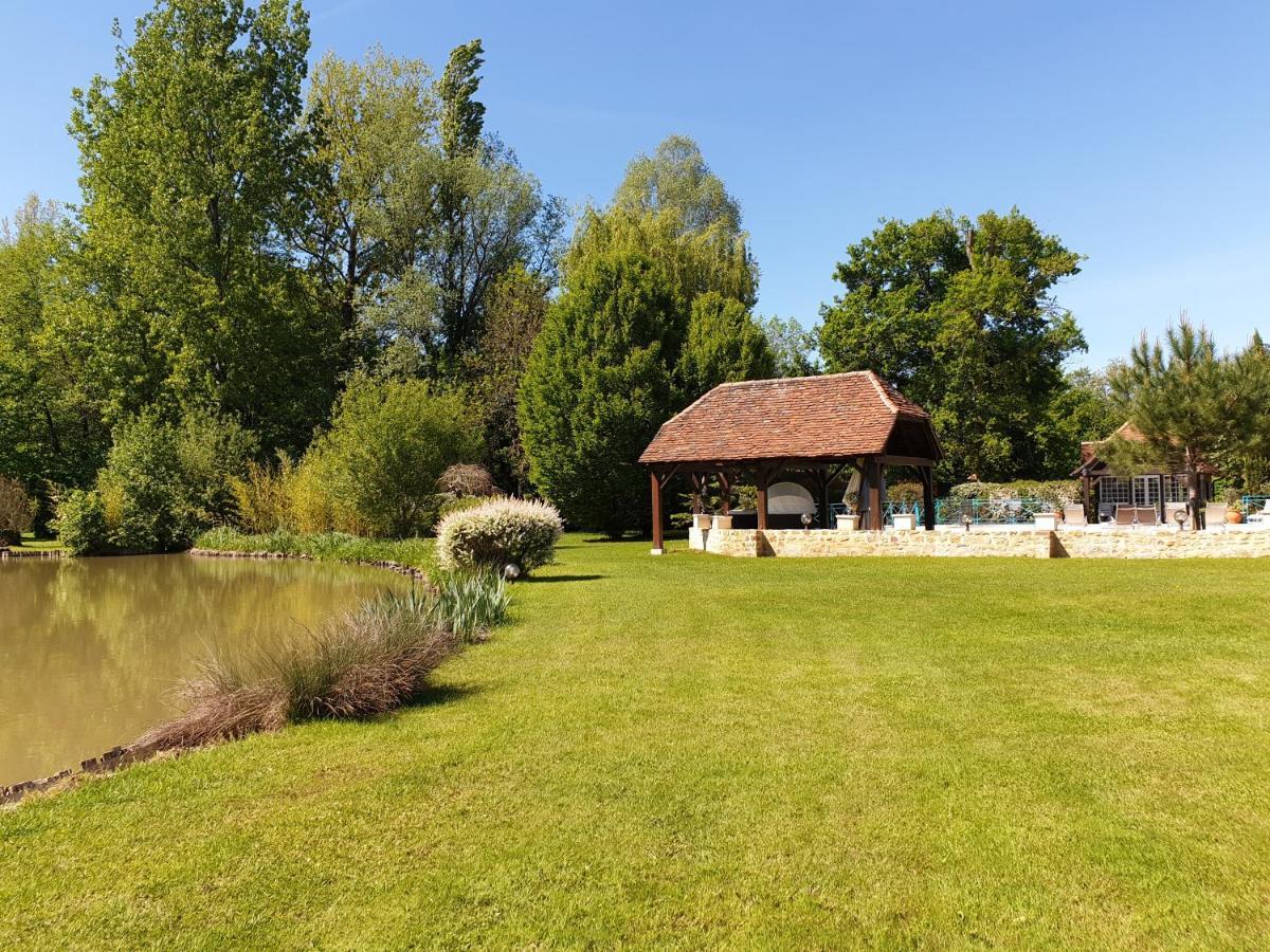 Moulin Du Soustre Panzió Cavagnac Kültér fotó