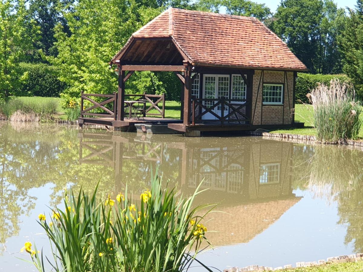 Moulin Du Soustre Panzió Cavagnac Kültér fotó